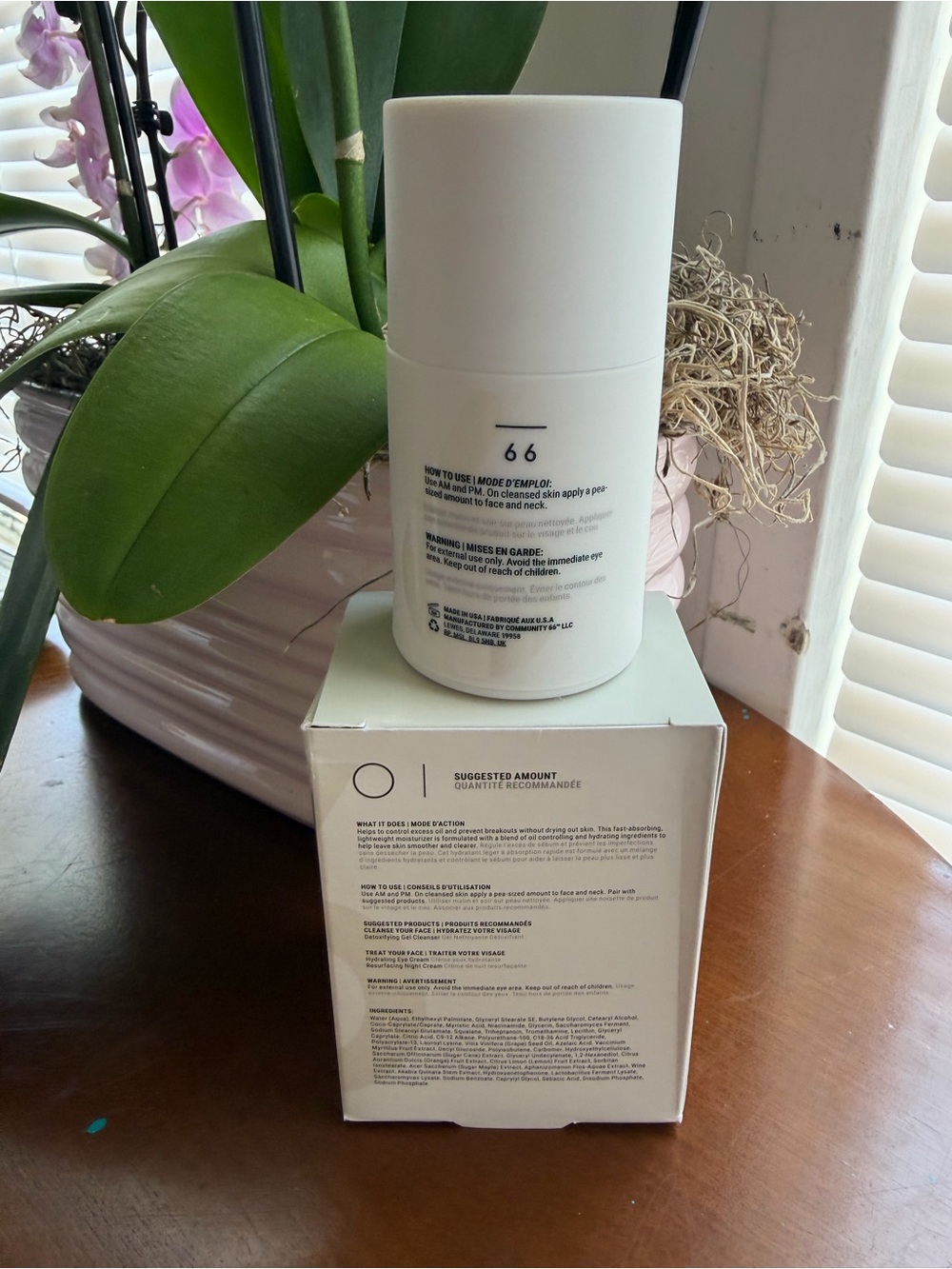 Oil Control Moisturizer - White - Picture 2 of 4